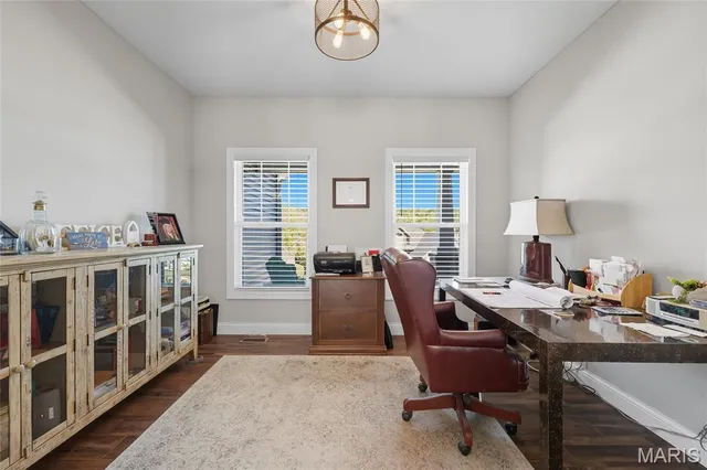 $599,900 | 9572 East Vista Drive, Hillsboro, MO 63050