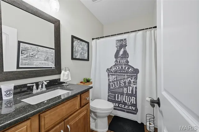 $599,900 | 9572 East Vista Drive, Hillsboro, MO 63050