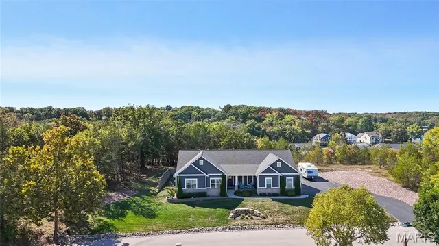 $599,900 | 9572 East Vista Drive, Hillsboro, MO 63050