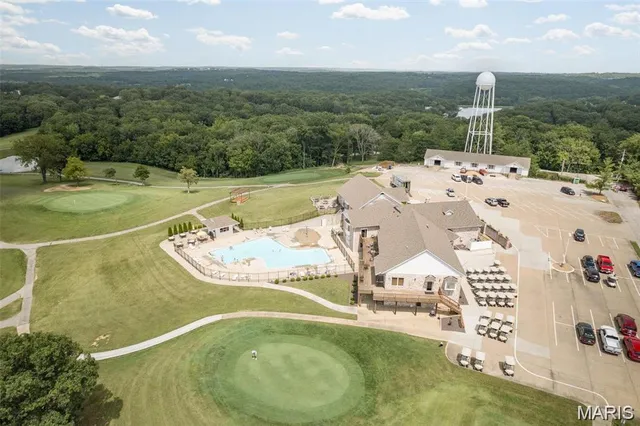 $599,900 | 9572 East Vista Drive, Hillsboro, MO 63050