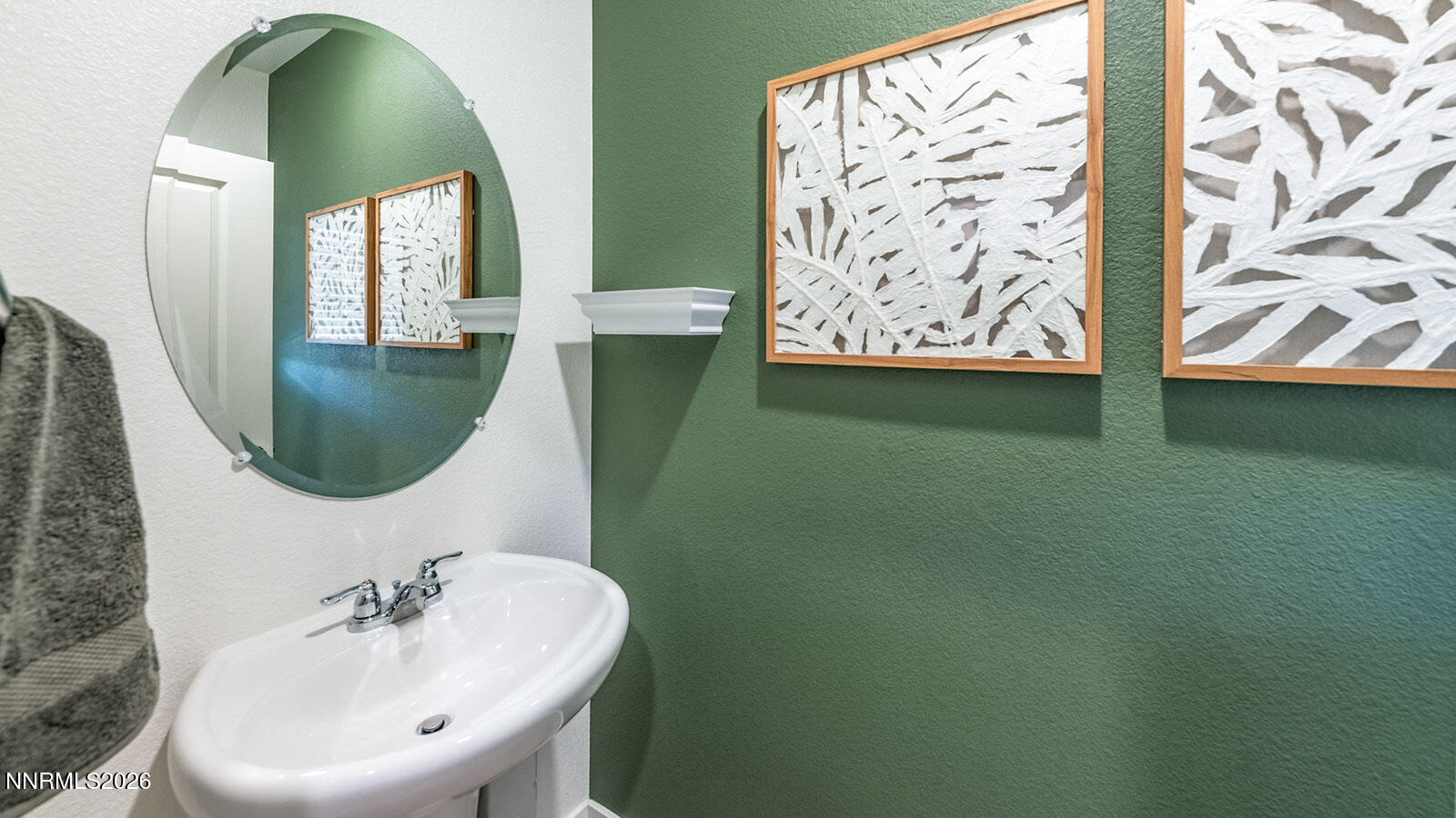 7626 Avid Drive Reno, NV 89506 - Photo 3 of 22 Half Bathroom