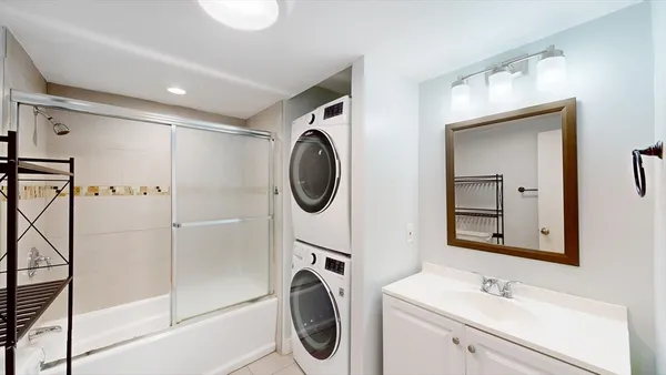 $2,700 | 78 Trenton Street, Unit 1, Boston, MA 02128