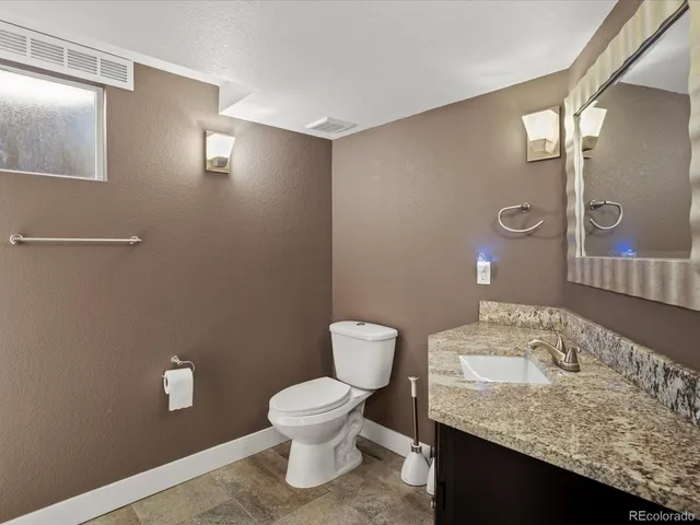 $685,000 | 6943 Oak Way, Arvada, CO 80004