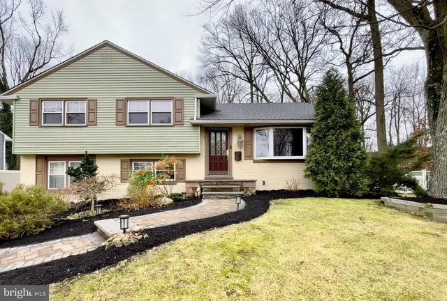 $549,000 | 300 Copley Road, Haddonfield, NJ 08033