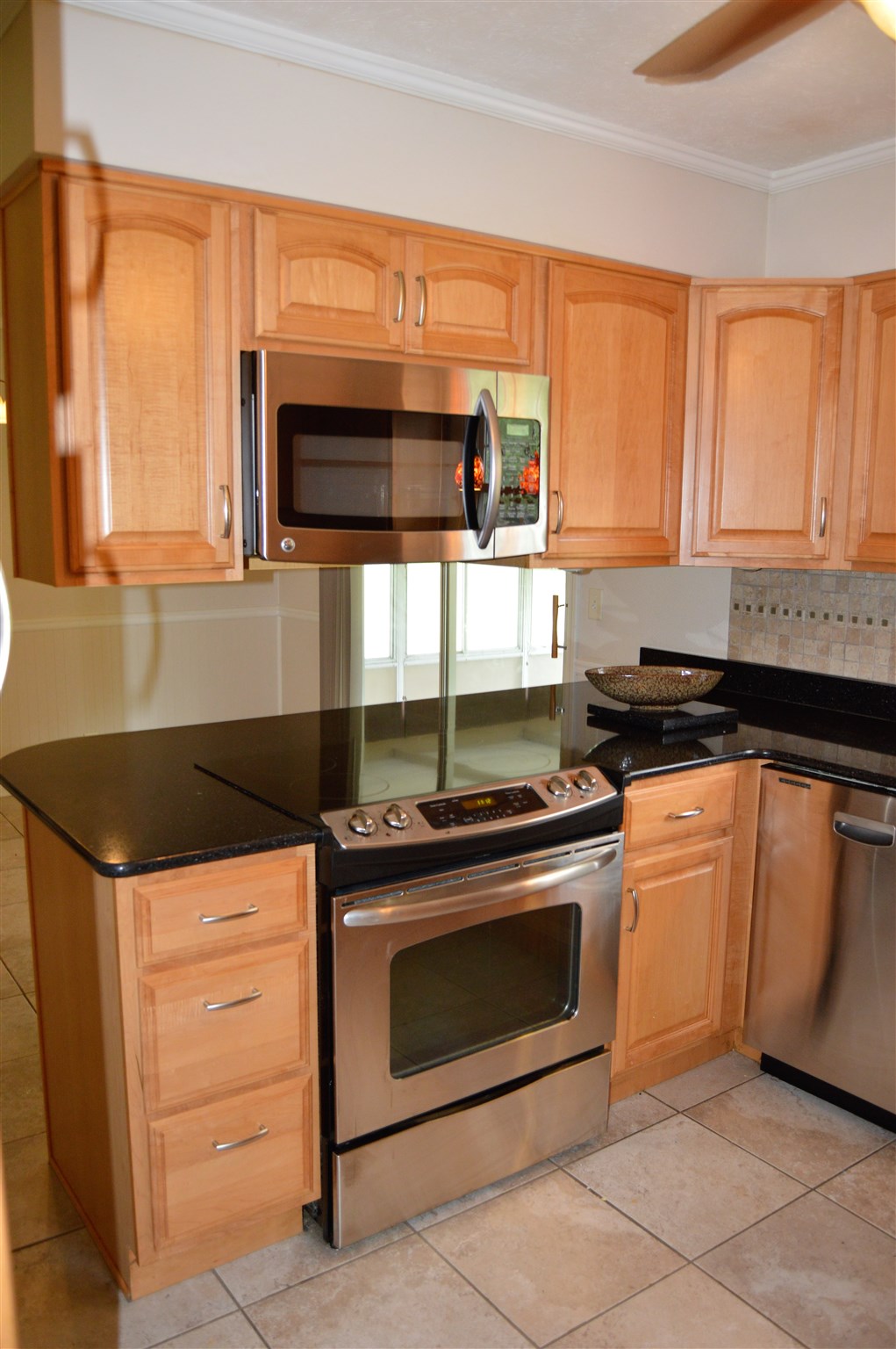 5581 1st Road Bremen, IN 46506 - Photo 5 of 32