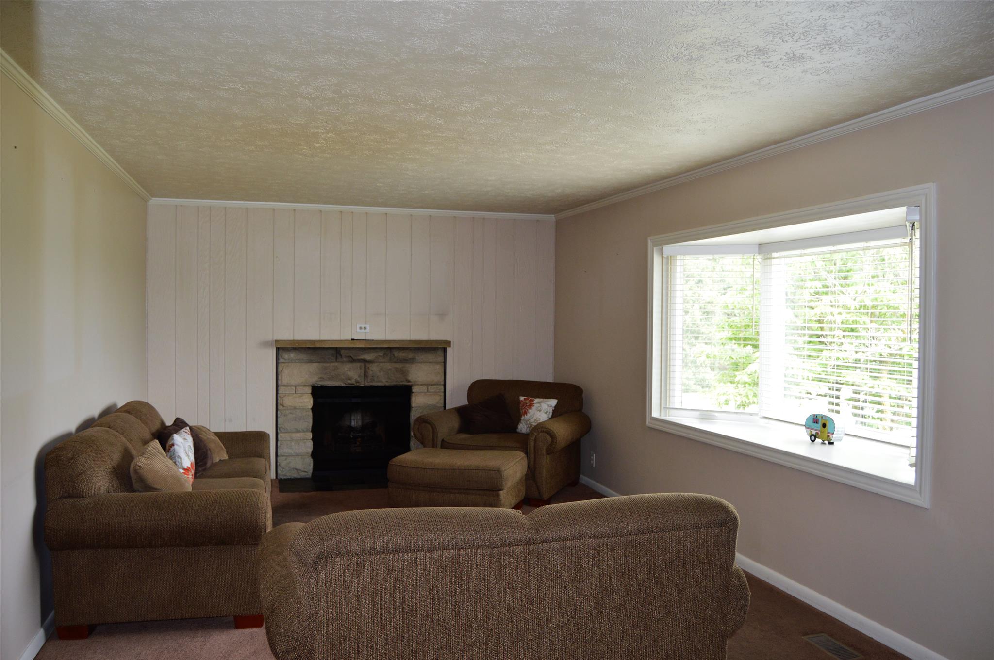 5581 1st Road Bremen, IN 46506 - Photo 10 of 32