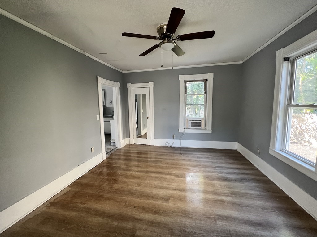 62 George Street West Springfield, MA 01089 - Photo 6 of 16 Gallery Image 6