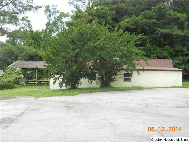 932 Spring Garden Street Pelham, AL 35124 - Photo 3 of 14