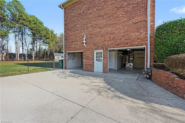 $549,000 | 1509 Lakefield Drive, Clemmons, NC 27012