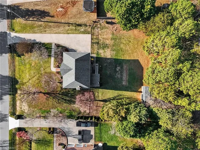 $549,000 | 1509 Lakefield Drive, Clemmons, NC 27012