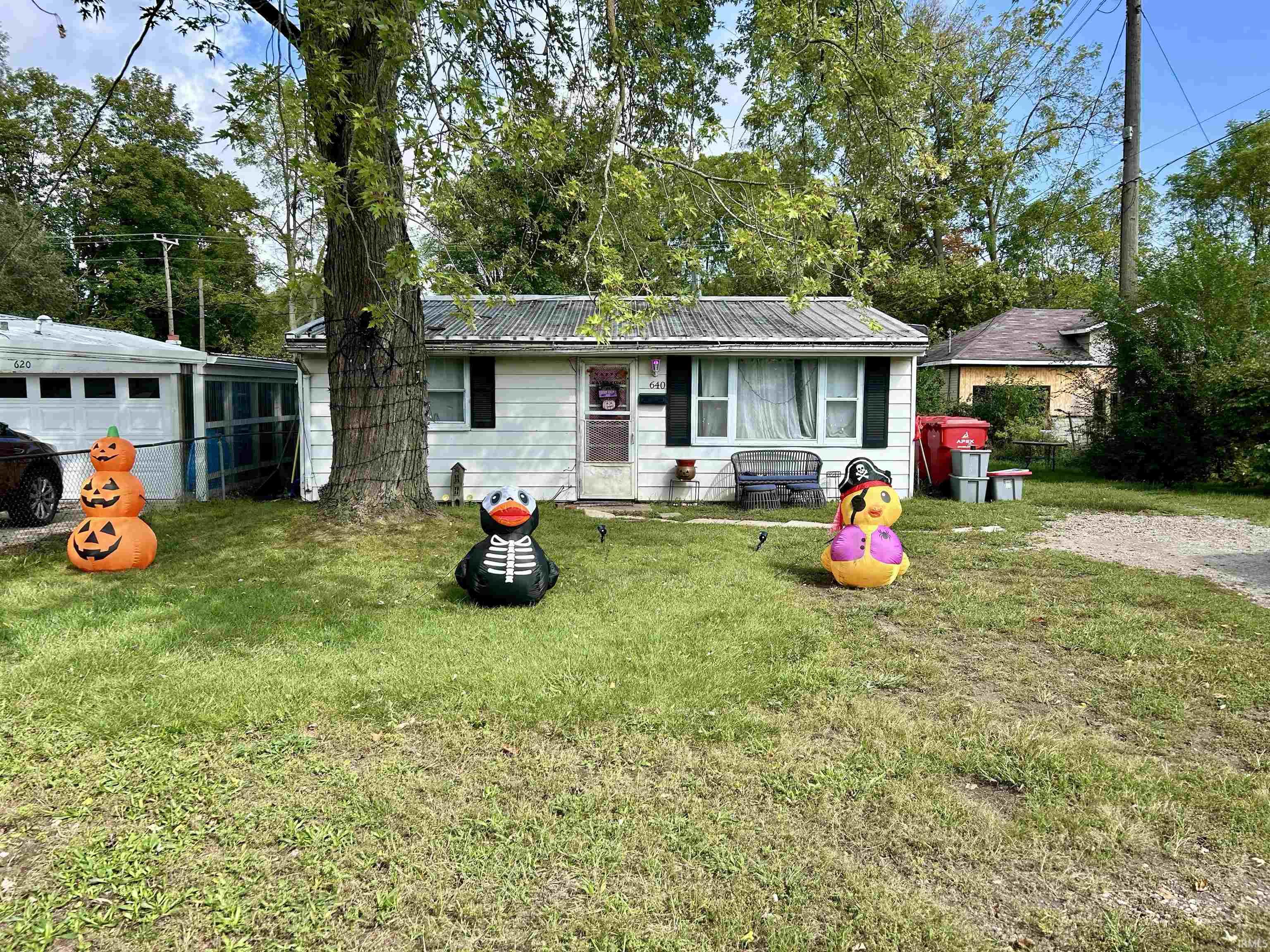 640 East 12th Street Rochester, IN 46975 - Photo 2 of 14