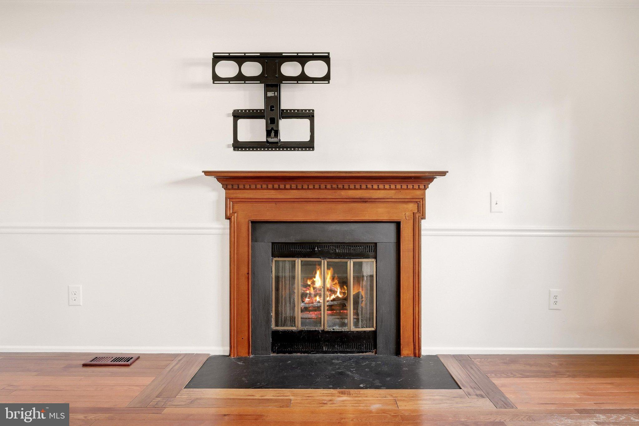 5986 Powell's Landing Road Burke, VA 22015 - Photo 9 of 40 Fireplace