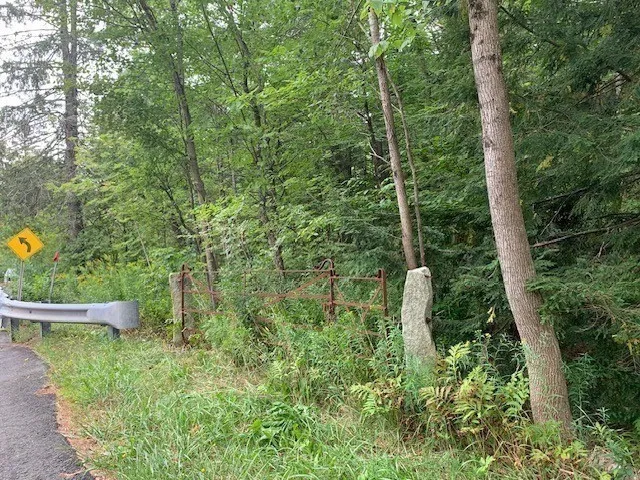 $150,000 | 289 Monterey Road, Otis, MA 01253