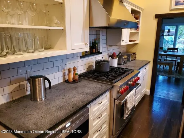 $4,750 | 218 Bridge Avenue, Point Pleasant Beach, NJ 08742