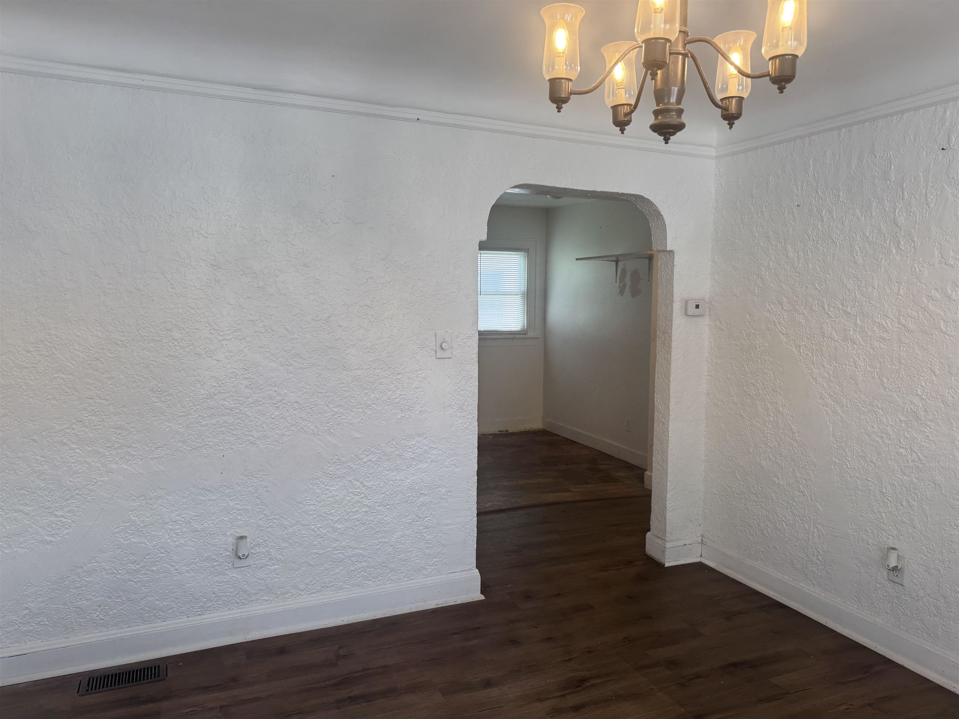 1402 Henry Avenue Beloit, WI 53511 - Photo 6 of 28