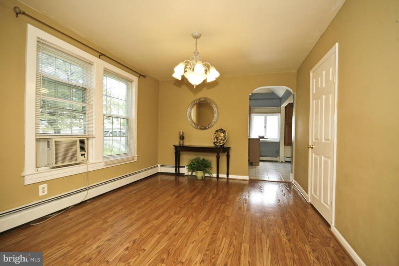 119 North Hammonds Ferry Road Linthicum Heights, MD 21090 - Photo 5 of 27 Dining Room