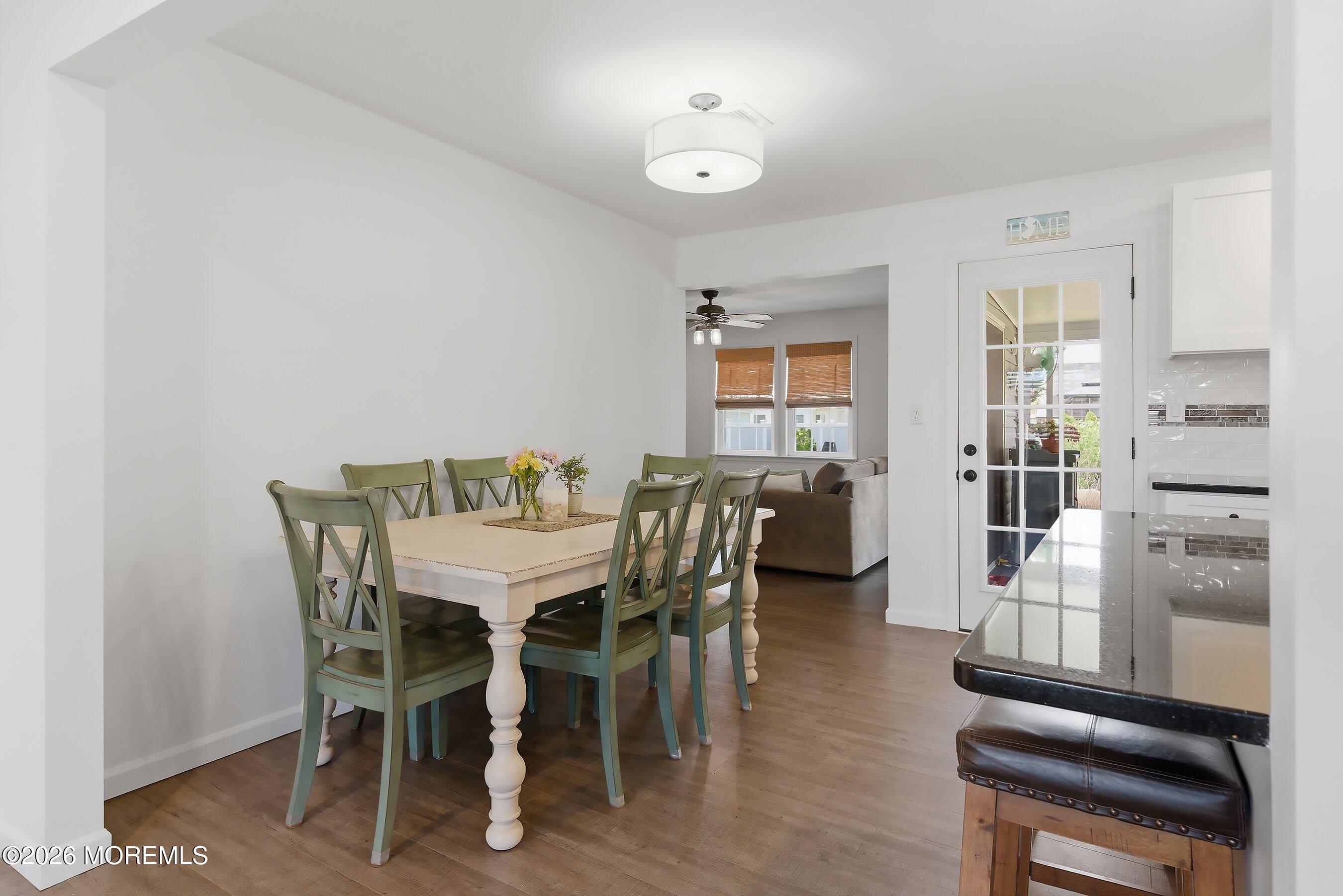 3724 River Road Point Pleasant, NJ 08742 - Photo 17 of 34 11-Dining 1