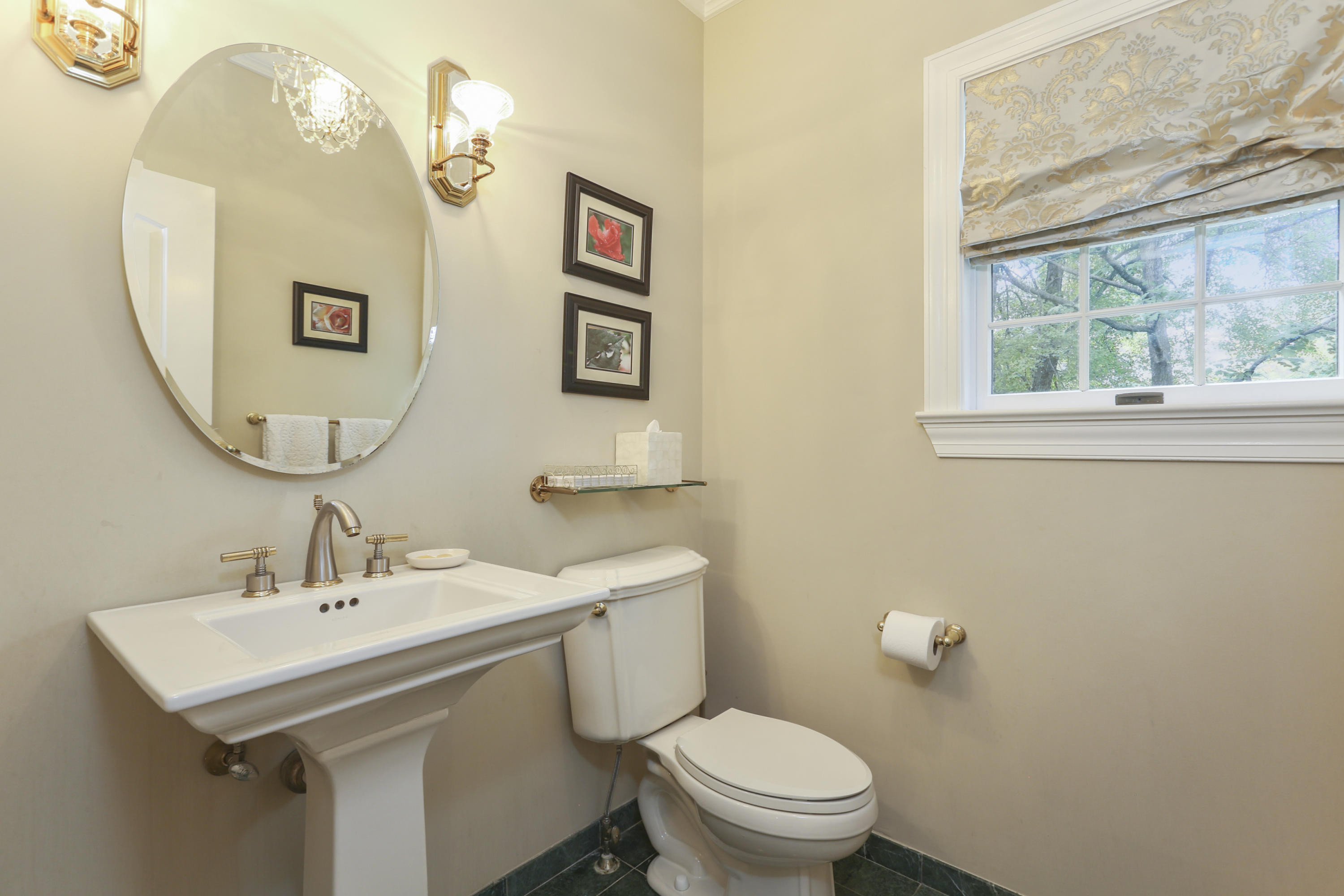 52 Old Studio Road New Canaan, CT 06840 - Photo 17 of 33 018-photo--7612068