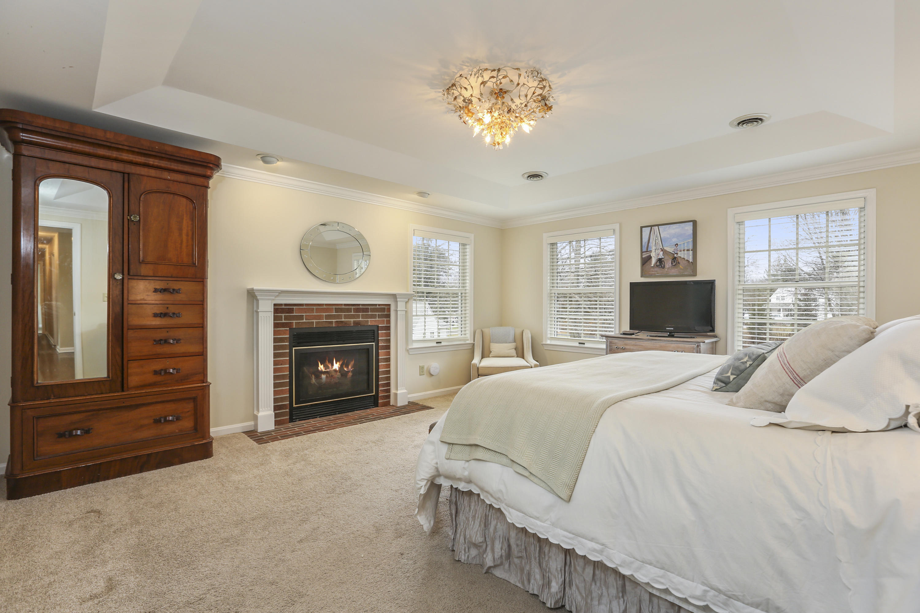 52 Old Studio Road New Canaan, CT 06840 - Photo 18 of 33 010-photo--7983247