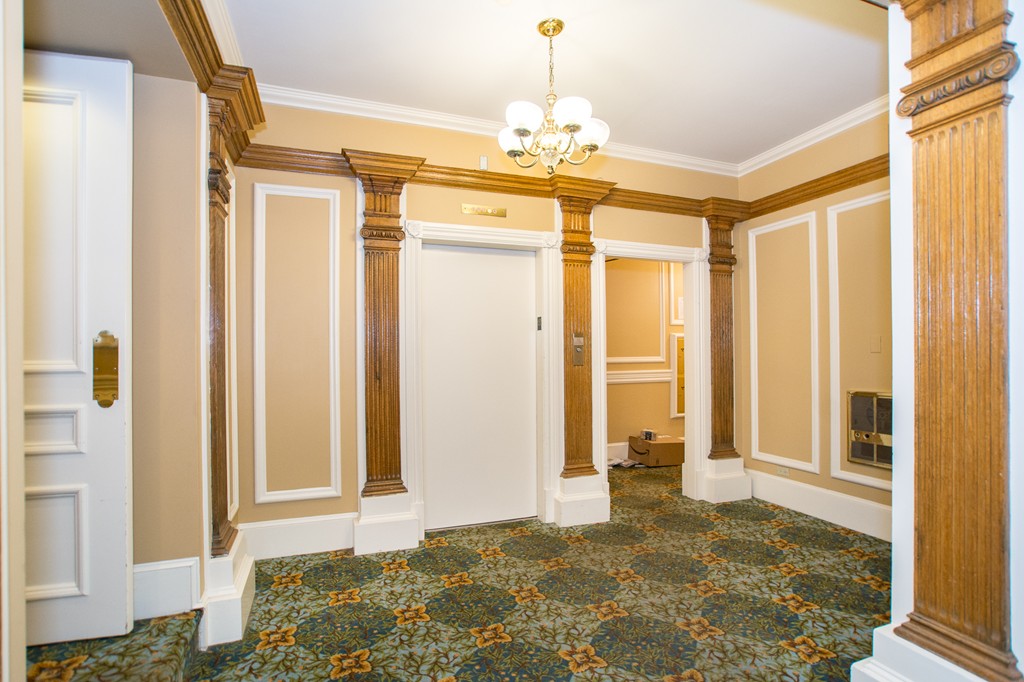 280 Commonwealth Avenue, Unit G9 Boston, MA 02116 - Photo 18 of 18 a view of a bathroom with wooden floor and door