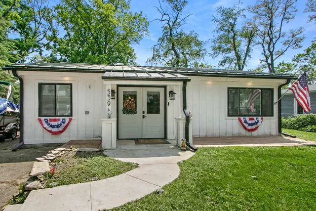 $797,000 | 539 Highland Road, Williams Bay, WI 53191