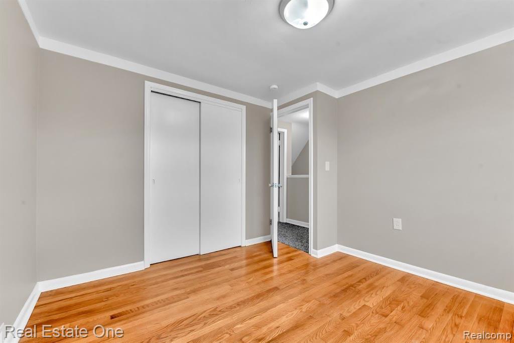2022 Vernier Road Grosse Pointe Woods, MI 48236 - Photo 14 of 40