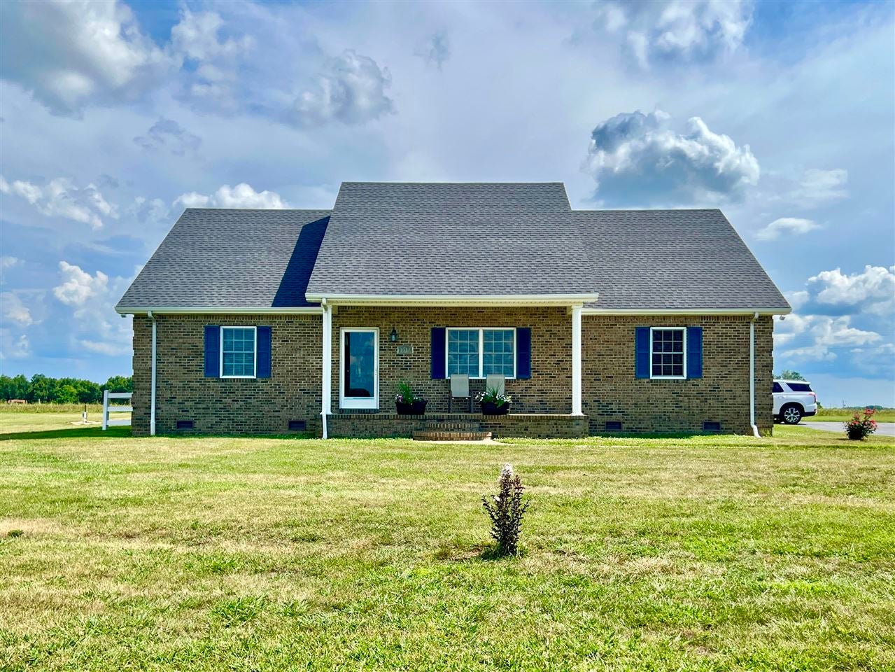 1513 Charlie Butts Road Franklin, KY 42134 - Photo 1 of 48 Gallery Image 1