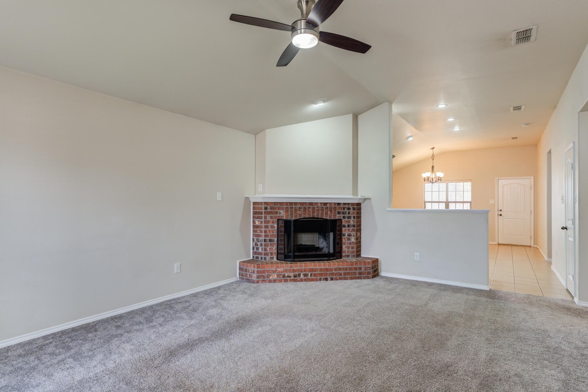 6925 95th Street Lubbock, TX 79424 - Photo 5 of 26 DSC01187_88_89_90_91