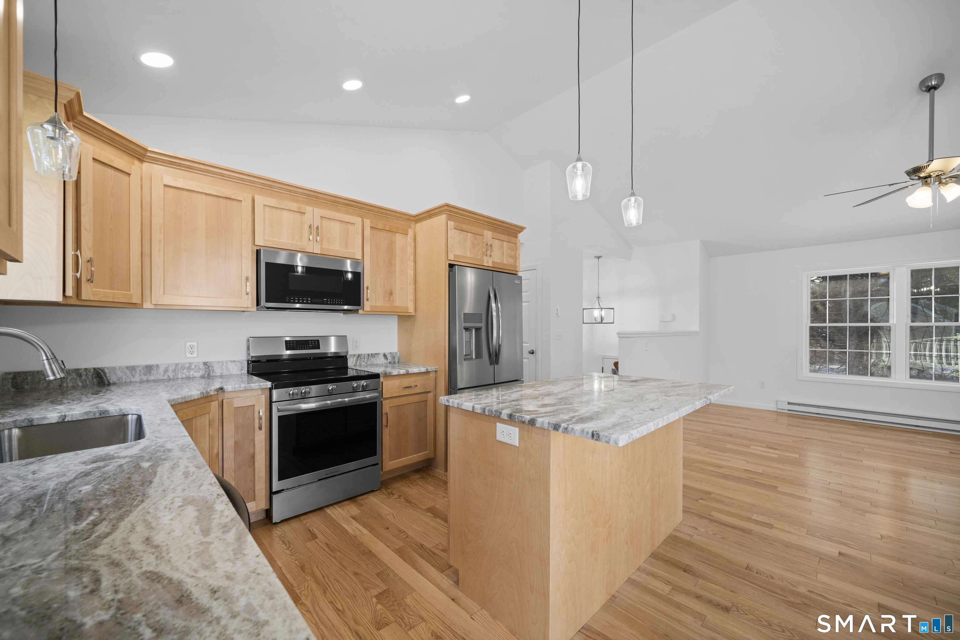 446 D Norwich-Westerly Road North Stonington, CT 06359 - Photo 13 of 27