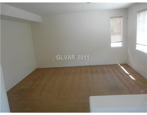 9915 Ridge Hill Avenue Las Vegas, NV 89147 - Photo 6 of 9 Den.