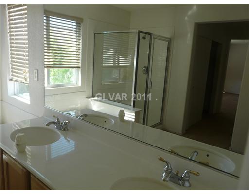 9915 Ridge Hill Avenue Las Vegas, NV 89147 - Photo 9 of 9 Master Bath/Spa.