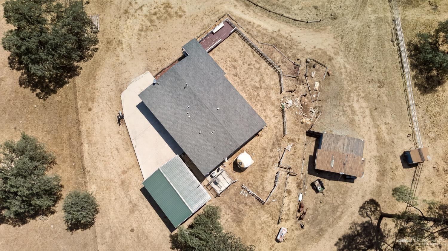 33533 Little Valley Road Caliente, CA 93518 - Photo 15 of 17 Gallery Image 15