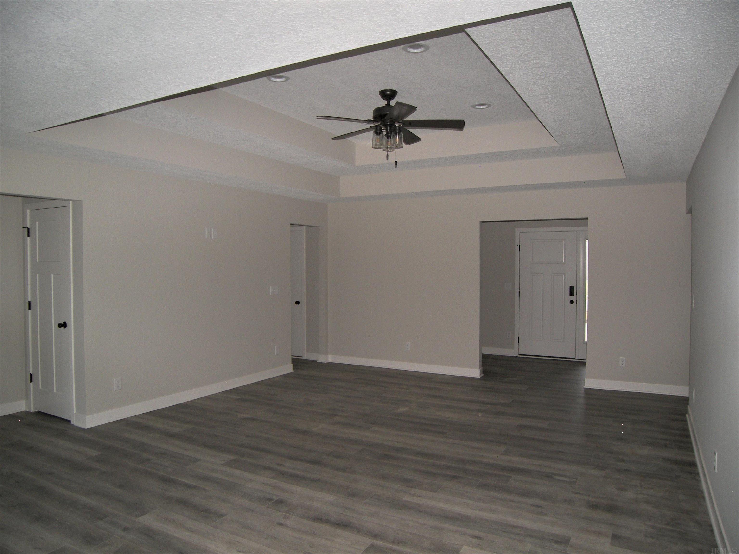 4771 North Baldwin Road North Webster, IN 46555 - Photo 10 of 36