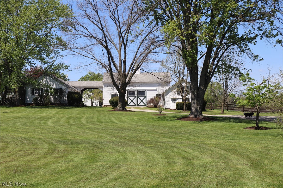 10286 Wilson Mills Road Chardon, OH 44024 - Photo 8 of 41