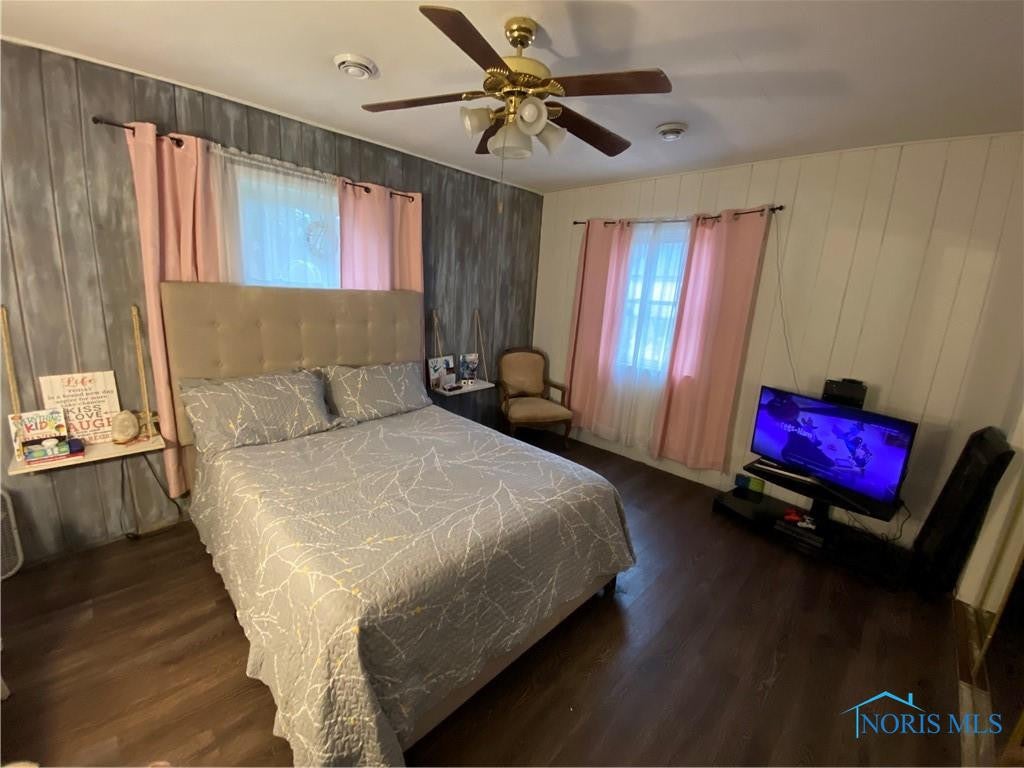 2421 Pickle Road Oregon, OH 43616 - Photo 11 of 22 Gallery Image 11