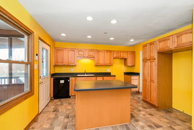 $288,500 | 6500 163rd Place, Tinley Park, IL 60477