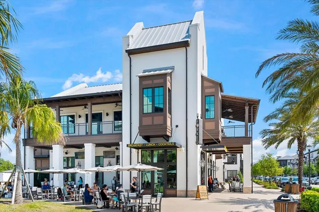 $2,100 | 3540 65th Ave Circle East, Sarasota, FL 34243