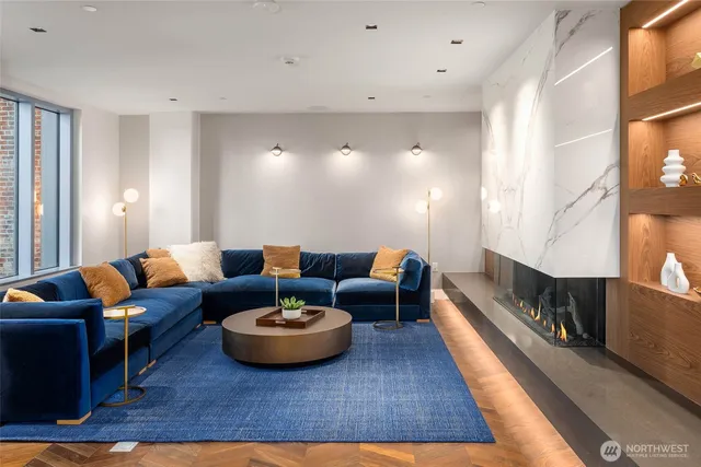 $1,160,000 | 800 Columbia Street, Unit 2808, Seattle, WA 98104