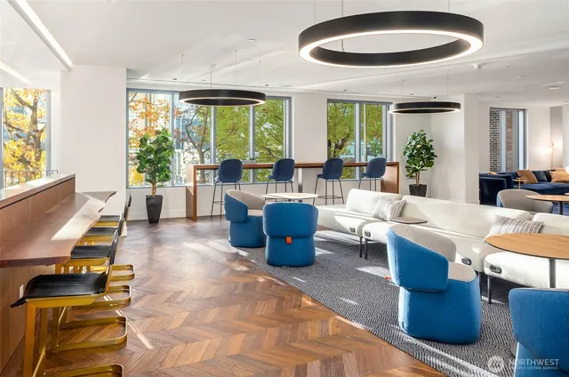 $1,160,000 | 800 Columbia Street, Unit 2808, Seattle, WA 98104