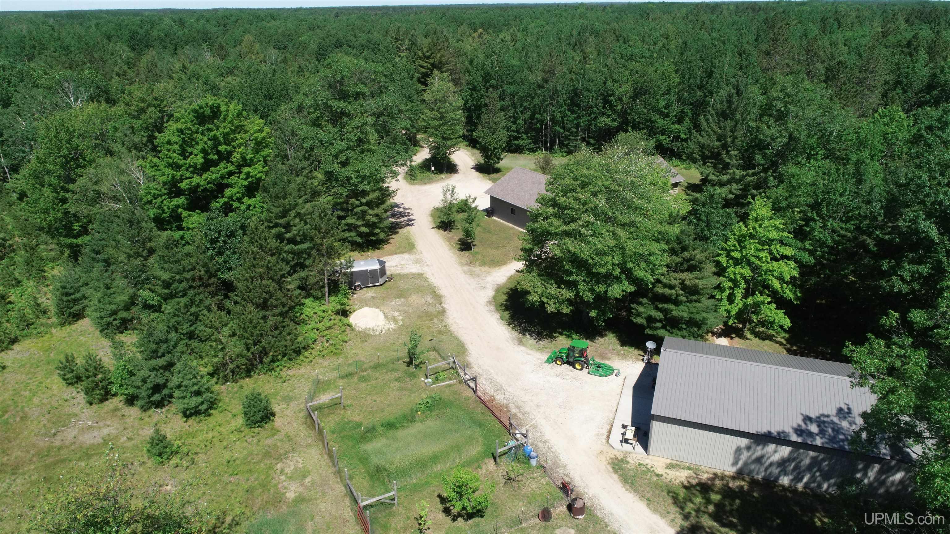 1686 S Flodin Road Manistique, MI 49854 - Photo 13 of 92 Gallery Image 13