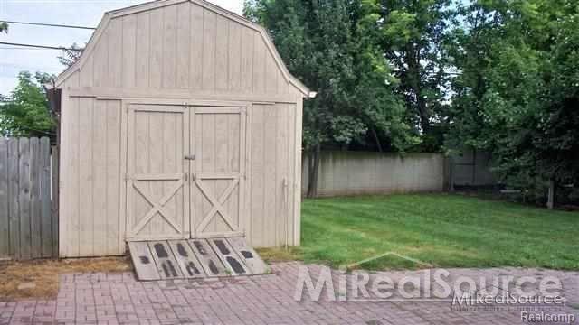 49511 Fuller Road Chesterfield, MI 48051 - Photo 5 of 5