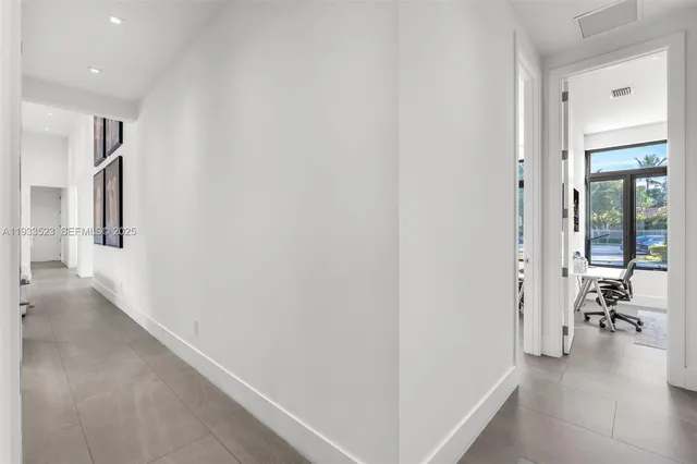 $4,700,000 | 8271 Southwest 67th Street, Miami, FL 33143