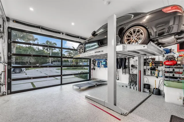 $4,700,000 | 8271 Southwest 67th Street, Miami, FL 33143