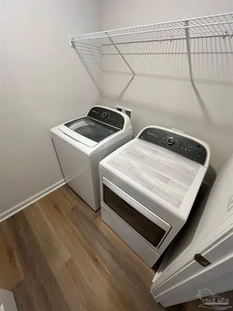 a view of utility room