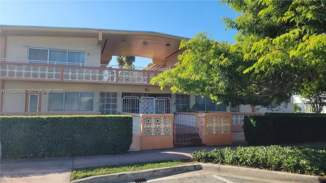 $1,950 | Flamingo-Lummus, Miami Beach, FL 33139