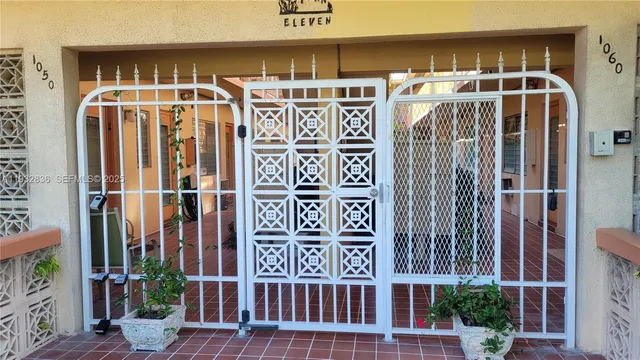 $1,950 | Flamingo-Lummus, Miami Beach, FL 33139