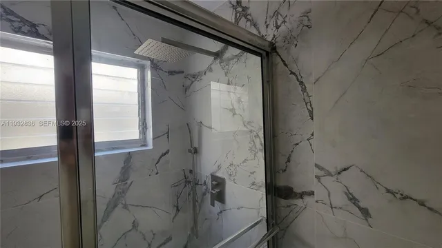 $1,950 | Flamingo-Lummus, Miami Beach, FL 33139