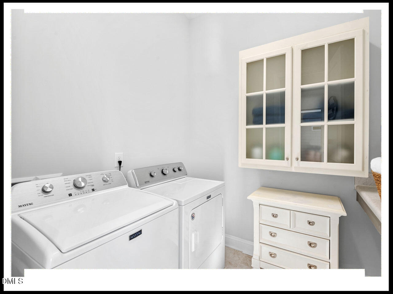 153 Abercorn Circle Chapel Hill, NC 27516 - Photo 27 of 51 a utility room with dryer and washer