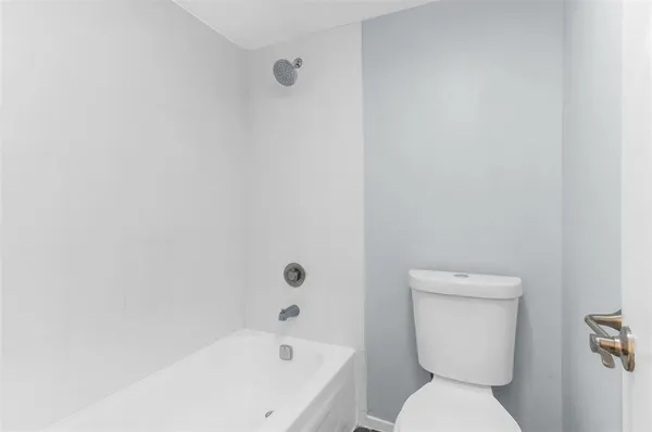 $99,500 | 9091 Lime Bay Boulevard, Unit 312, Tamarac, FL 33321