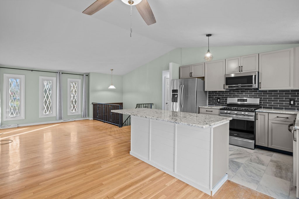 400 Cole Farm Road Warwick, RI 02889 - Photo 11 of 35